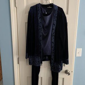 3 piece Coldwater Creek Navy Velvet Pant Suit size 22W